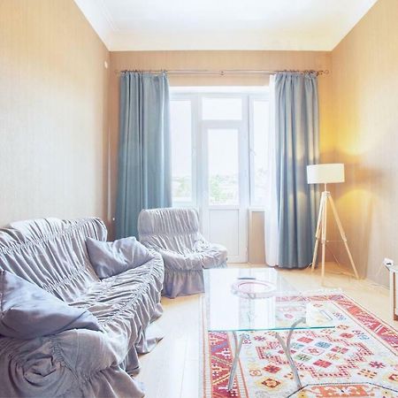 Wehost Apartment On A Colorful Street Tiflis Exterior foto